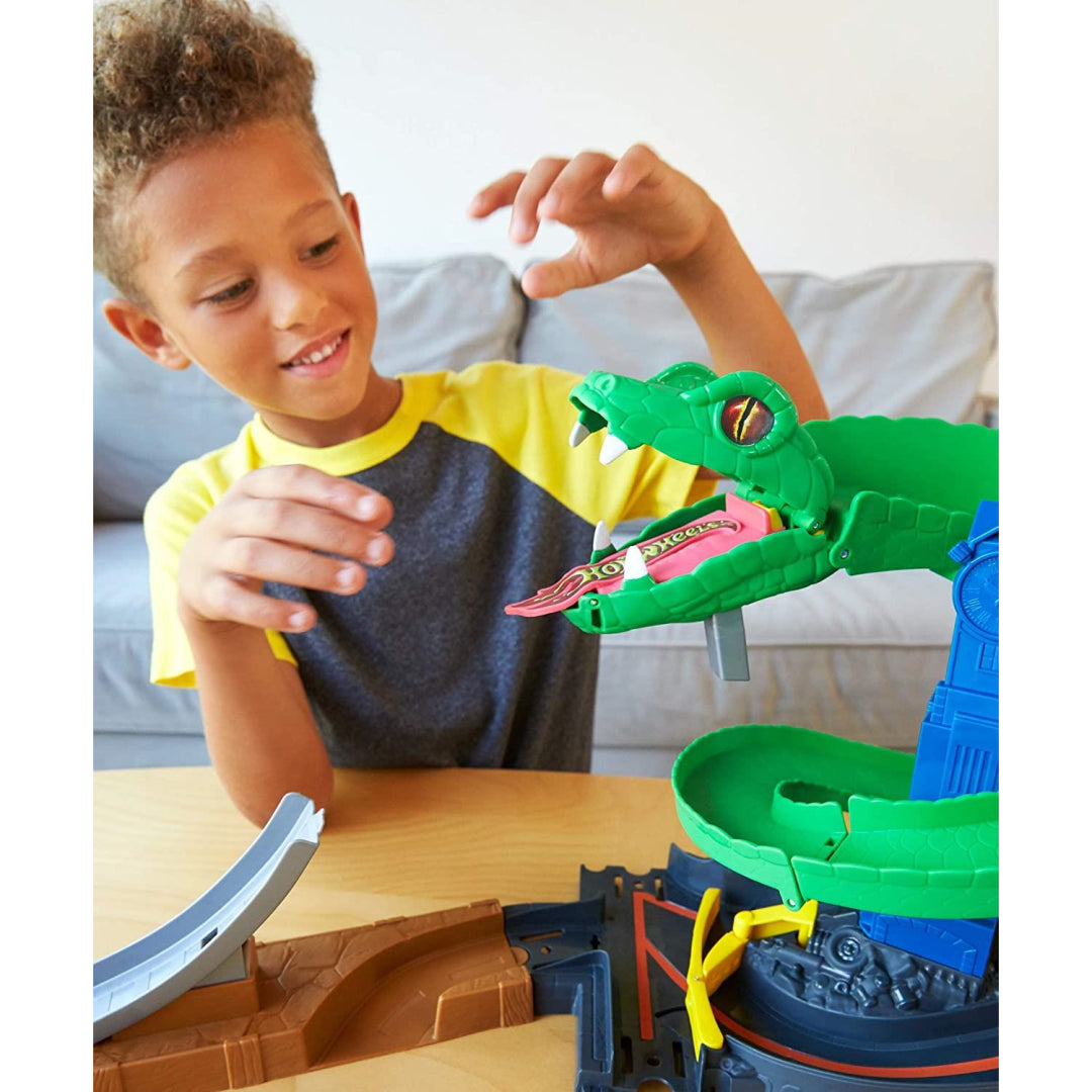 Hot Wheels FNB20 City Cobra Crush Connectable Play Set - Maqio